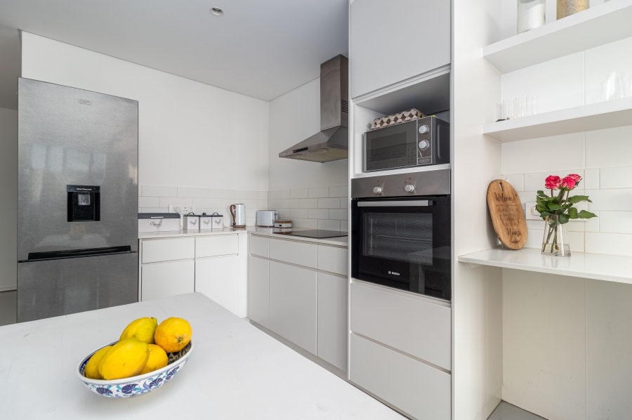 To Let 2 Bedroom Property for Rent in Woodstock Western Cape
